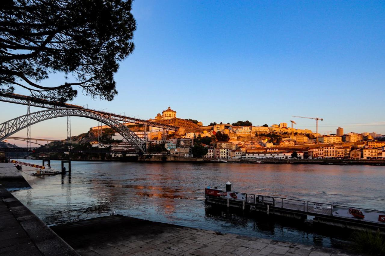 Hm - Ribeira Historical Apartment Порто Екстериор снимка